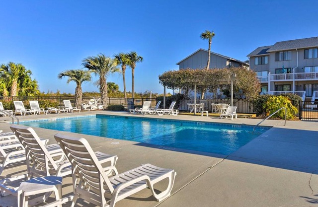 Beachfront Condo with 3 Pools on St Helena Island!