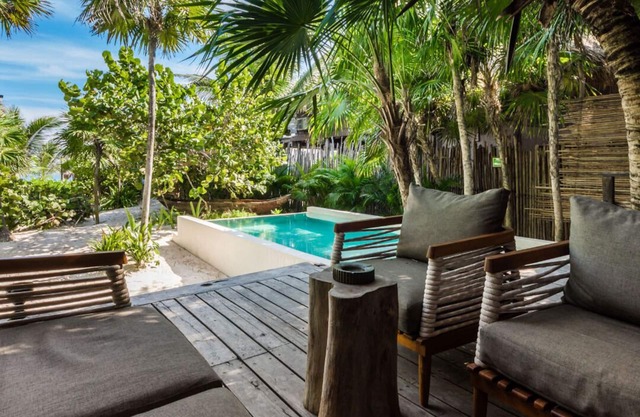 Beachfront villa - Early booking 20% OFF at Tripintravel!