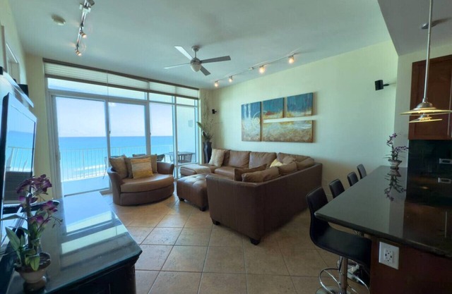 Beachside Getaway on the 15th Floor at Sapphire