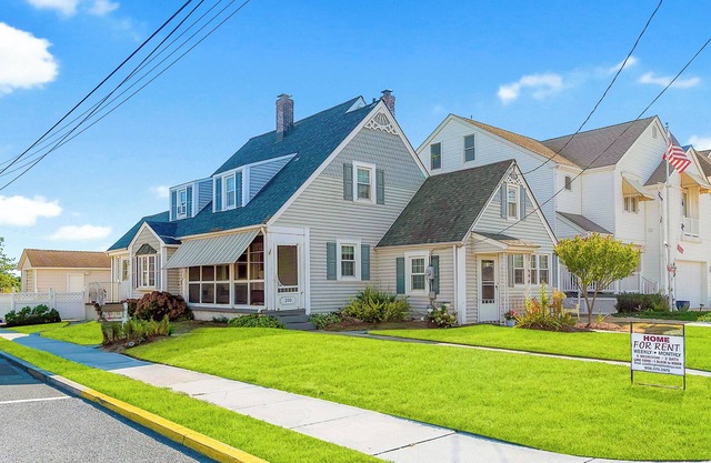 Beachside AND Lakeside at the same time!