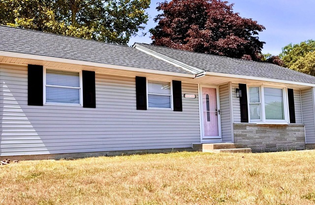 Beachy-Keen 3-Bedroom Bungalow; Versatile for ANY Stay in North Cape May!