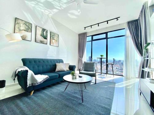 Beacon Executive Suites #Elegant #SkyPool #Georgetown #4pax #2BR 2bath #1Queen 2Single #Quality well maintained #Private superhost