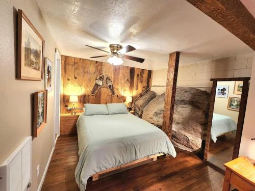Bear Cave- Pet Friendly Suite In Shaver Lake