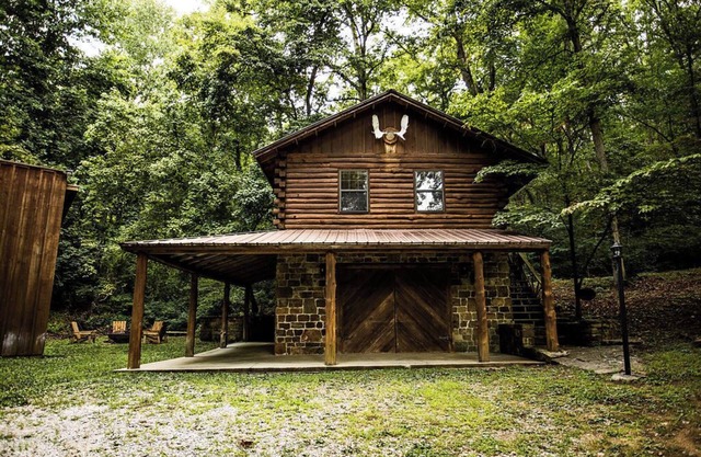 Bear Hollow near the Buffalo River