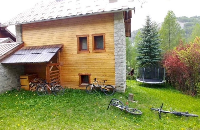 Beau Chalet 9 persons, 5 rooms, 120m2 in Allos