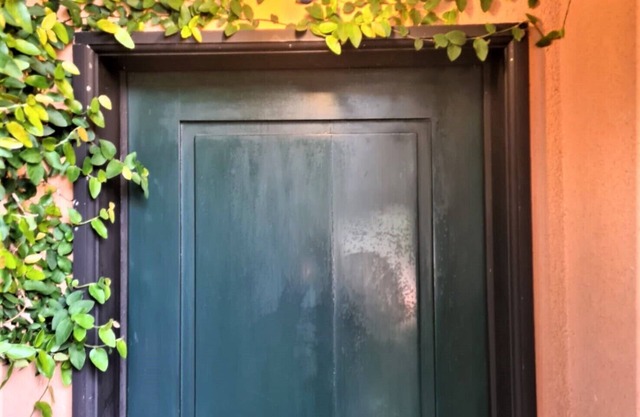 Beautiful Private House with Garden, Wifi (included) and parking space