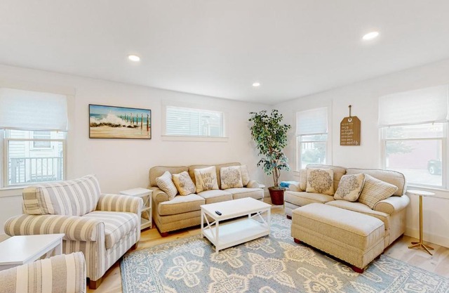 Beau's Beach House