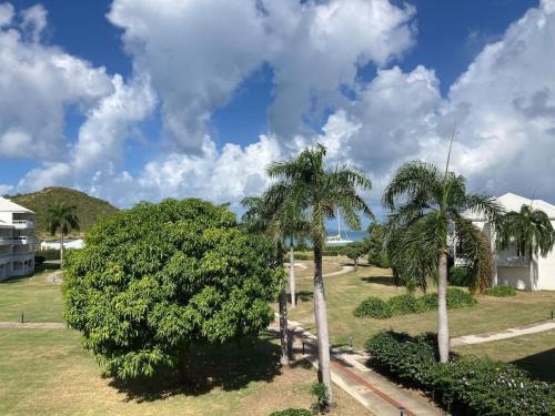 Beau studio vue mer Anse Marcel