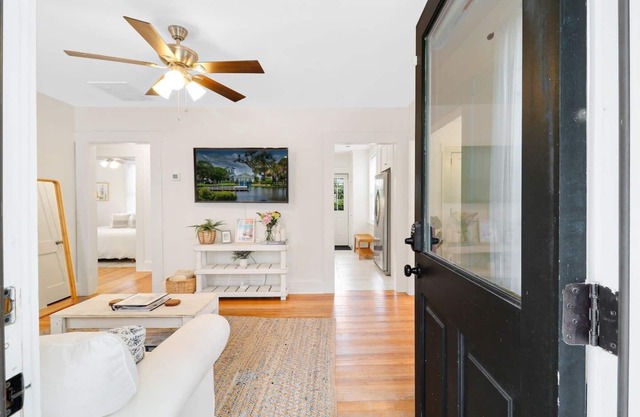 Beaufort Cottage Near MCRD with Beach Pass!
