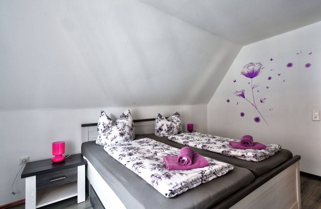 Beautiful apartment for 2 people with WIFI, TV and pets allowed