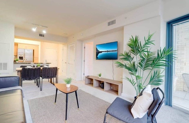 Beautiful 1/1 Bedroom Apartment at Pentagon City