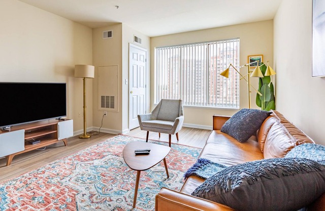 Beautiful 1BR Apartment in Rockville