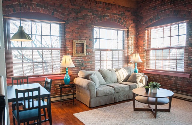 Beautiful 2bdrm condo with tons of character