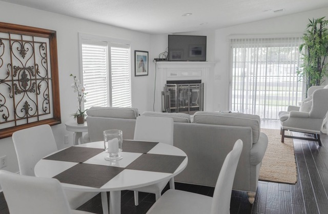 Beautiful 3 Bedroom Cottage on Luxury 100 Acre Equestrian Resort