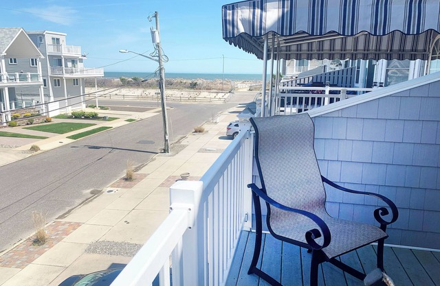 Beautiful 4-bedroom, beach block home in Sea Isle City!