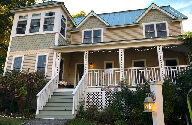 Beautiful And Spacious New Cottage In Charming Village Of Bayside