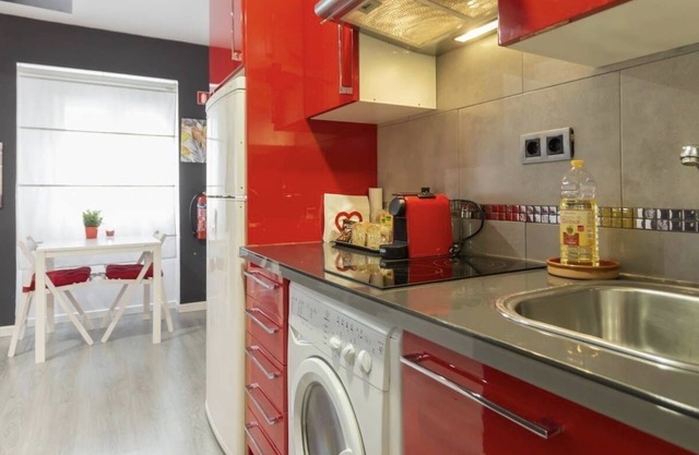 Beautiful apartment 12 minutes from downtown!