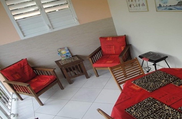 beautiful apartment 2 minutes from the beach at the Pearl, Deshaies
