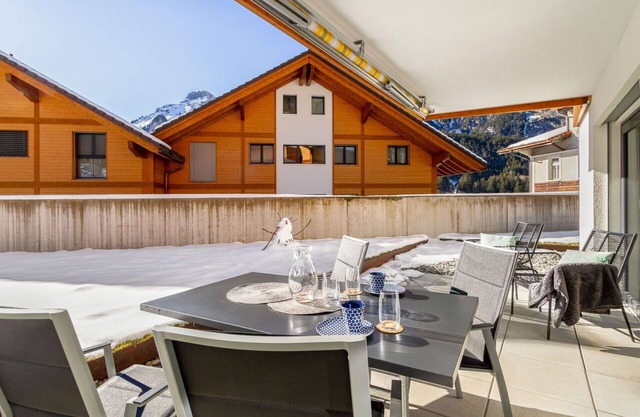 Beautiful apartment for 4 guests with WIFI, TV, terrace, panoramic view and parking
