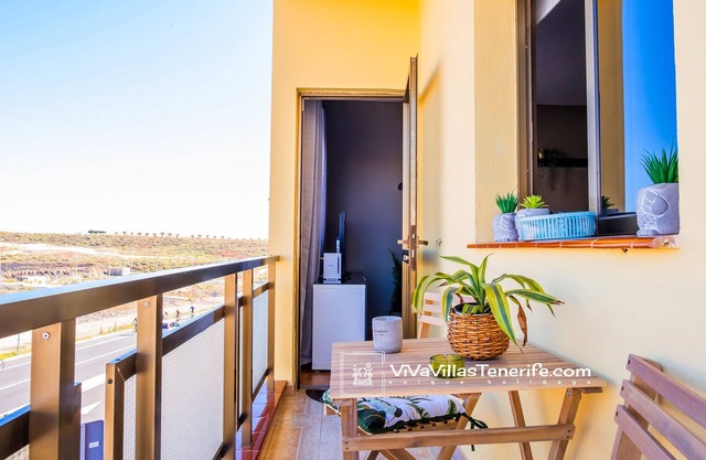 Beautiful apartment in Los Abrigos, near the sea