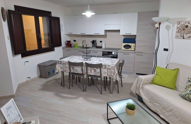 Beautiful apartment for 6 people with TV and parking