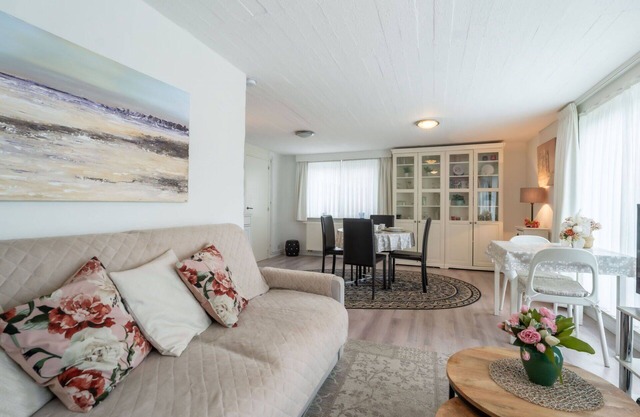 Beautiful apartment for 4 people with WIFI, pets allowed and parking