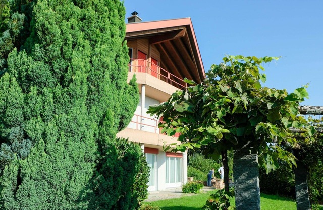 Beautiful apartment for 12 people with WIFI, TV, balcony and pets allowed