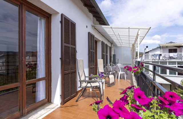 Beautiful apartment for 6 guests with WIFI, balcony, panoramic view and parking