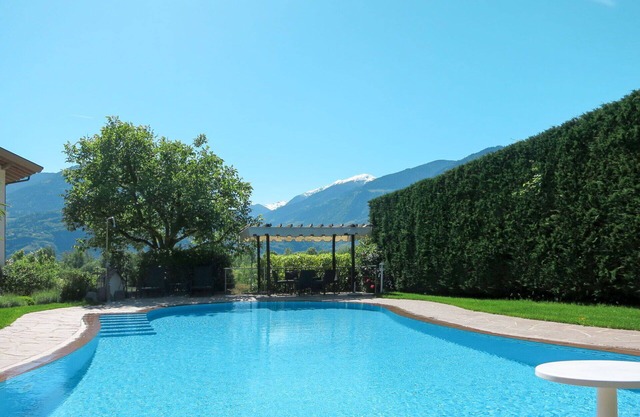 Beautiful apartment for 3 guests with WIFI, pool, A/C, TV, balcony, pets allowed and parking