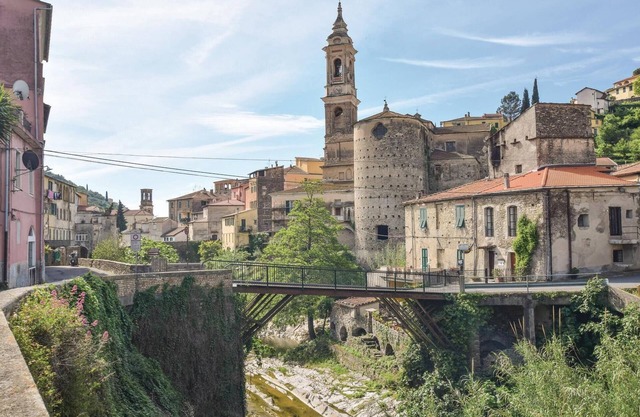 Beautiful apartment in Dolcedo IM