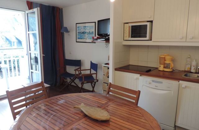 Beautiful apartment with swimming pool in the center of Bénodet