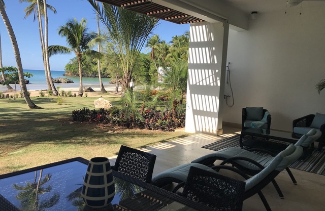 Beautiful Beachfront Condo 50 Steps from Beautiful Playa Bonita Beach