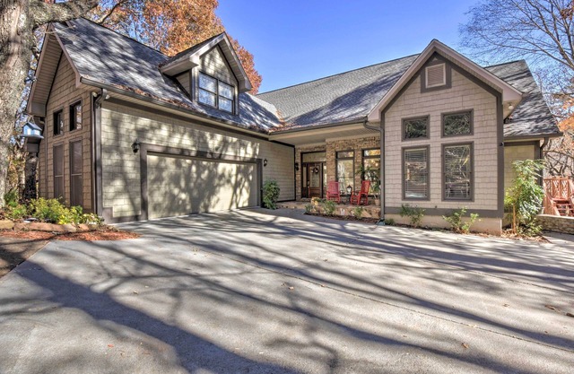 Beautiful Bent Tree Apt w/Community Perks!