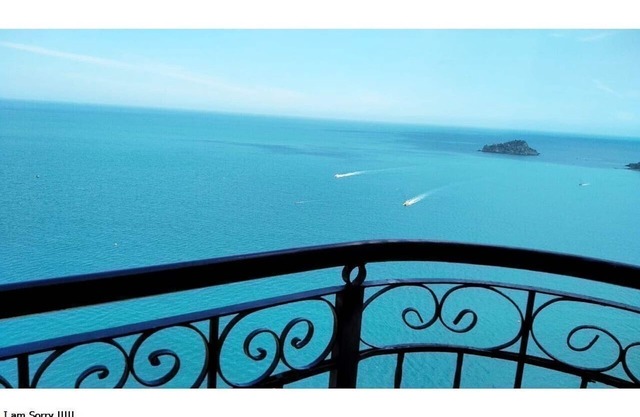 beautiful apartment on the santa marta beachfront