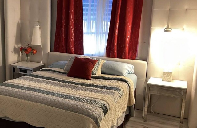 Beautiful condo 2bedrooms and 2bath ! Very Close to Las Vegas Strip and Airport