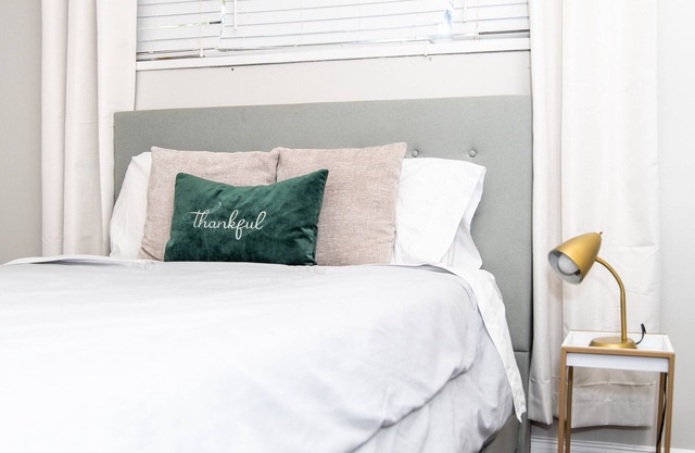 Beautiful Cozy Home away Home 5 min From Airport/Downtown Atlanta