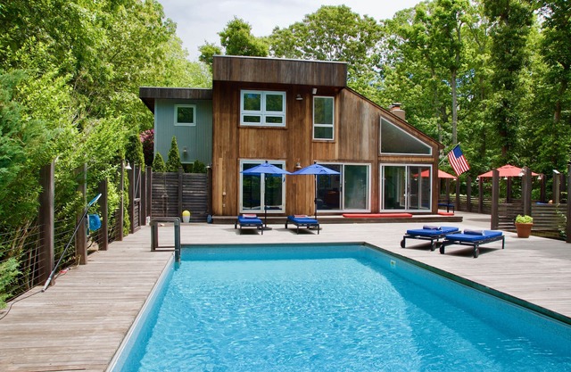Beautiful designer modern luxury home - steps from beach