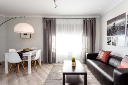 Beautiful and Comfortable Apartment for 6 People Next to Fira de Barcelona