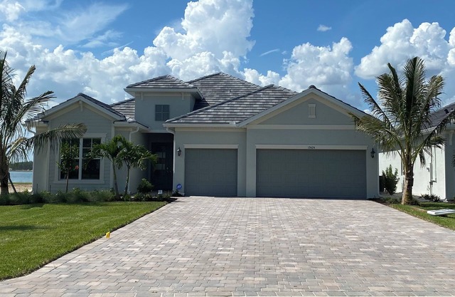 BEAUTIFUL EXCLUSIVE HOME IN GORGEOUS WILDBLUE! Seasonal or annual rental option
