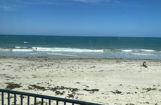 Beautiful gem by the sea! Available April through December! Monthly rental