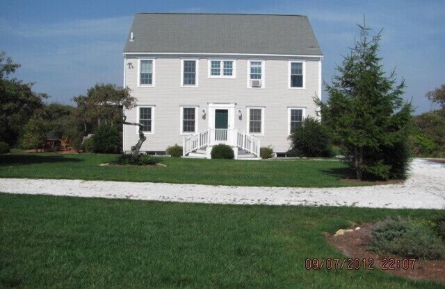 Beautiful Home, Airy, 0pen plan. R/T Car Ferry Available Sunday Aug 20 & 27 2023