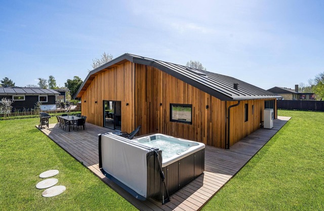 Beautiful home in Børkop with kitchen