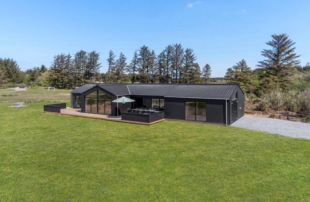 Beautiful home in Hjørring with sauna