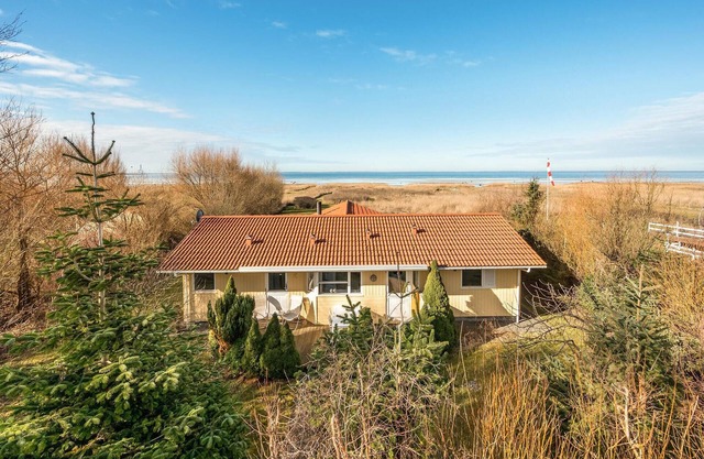 Beautiful home in Jægerspris with WiFi