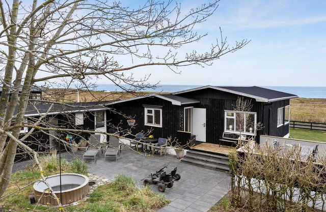 Beautiful home in Malling