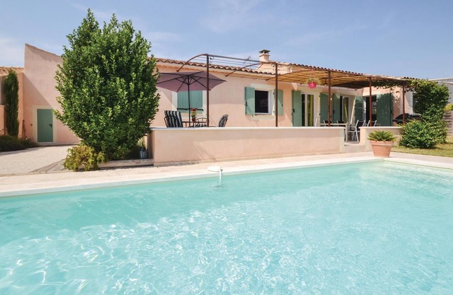 Beautiful home in Maubec