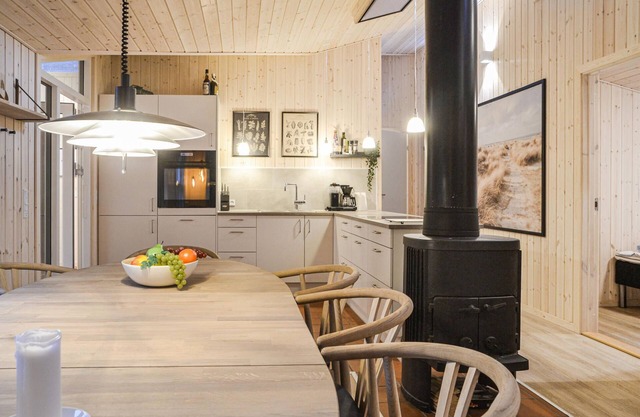 Beautiful home in Oksbøl with sauna