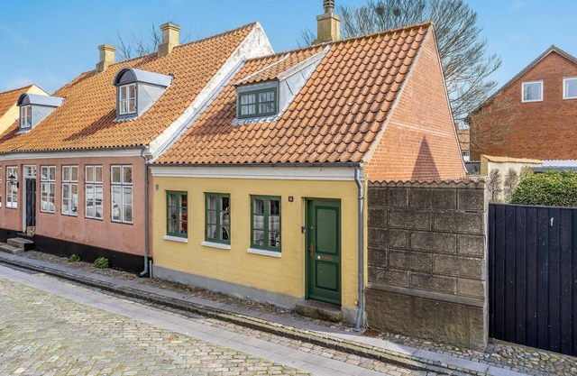 Beautiful home in Ribe with WiFi
