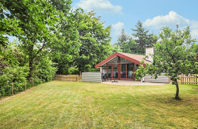 Beautiful home in Ulfborg with WiFi