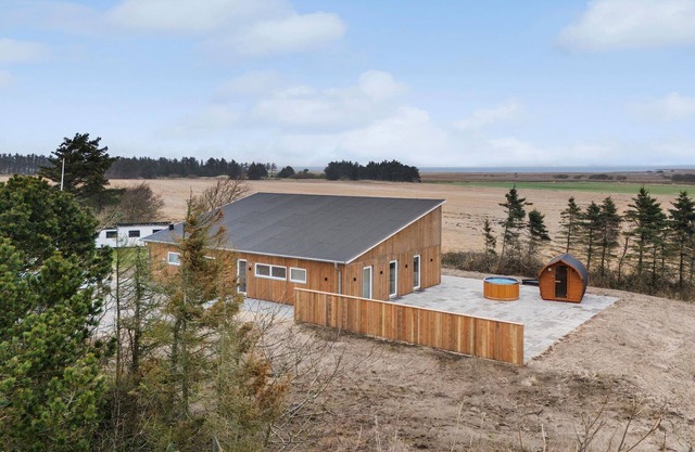 Beautiful home in Ulfborg with sauna